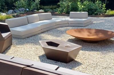 Carte indiquant la localisation d'Herchies et sa proximité avec Paris, Lille, Mons et Bruxelles, avec les temps de trajet.