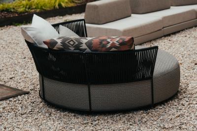 Carte indiquant la localisation d'Herchies et sa proximité avec Paris, Lille, Mons et Bruxelles, avec les temps de trajet.