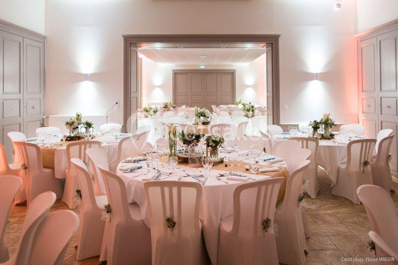 Location salle Maubec (Isère) - Château De Cesarges #10