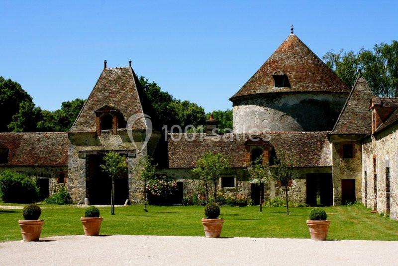 Château Et Relais De Neuville - galerie - photo 1