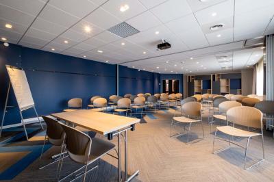 Clarion Toulouse Airport - photo 2