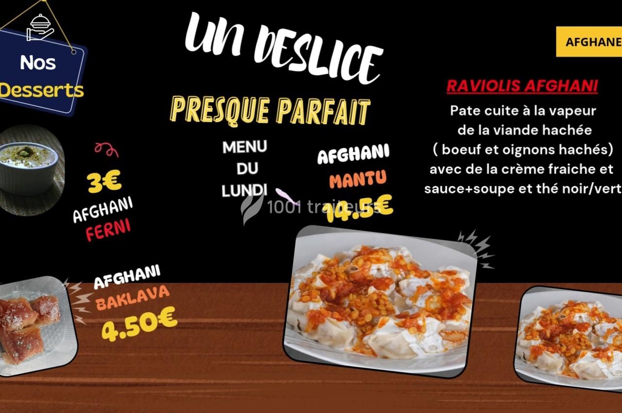 Image d'un menu mettant en avant des plats afghans, avec photos et prix des desserts et raviolis afghans.
