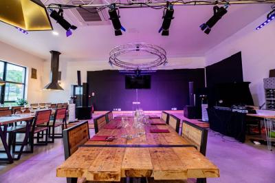 Salle de Réception la Ruche Salle de Réception la Ruche