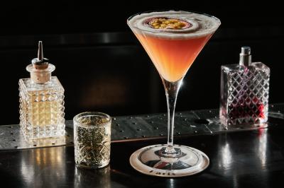 Mobster Bar - photo 4