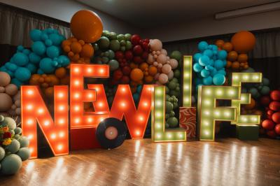 Logo circulaire avec les initiales ’MSD’ au centre, entourées par le texte ’My Sweet Dreams Events’ en orange.