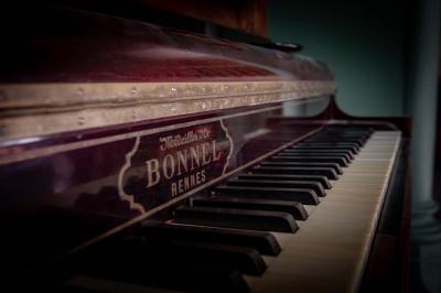 Miniature Location salle Lambesc (Bouches-du-Rhône) - Château de Valmousse #14 Location salle Lambesc (Bouches-du-Rhône) - Château de Valmousse #61