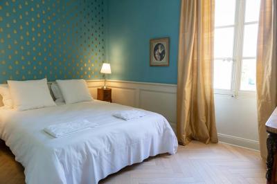 Miniature Location salle Lambesc (Bouches-du-Rhône) - Château de Valmousse #48 Location salle Lambesc (Bouches-du-Rhône) - Château de Valmousse #61