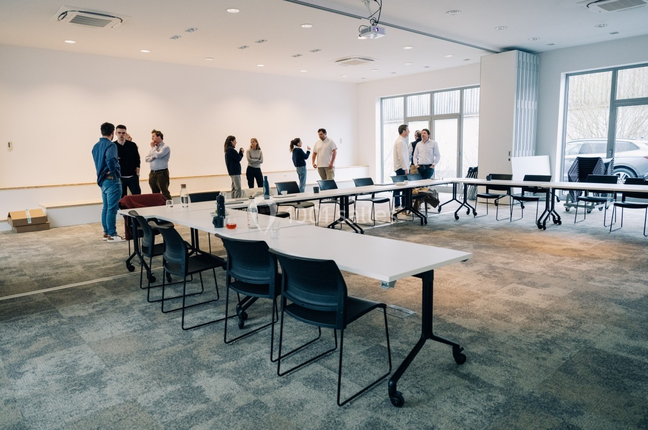 Grande salle - Format réunion 