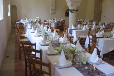 Location salle Saint-Didier-la-Forêt (Allier) - Abbaye de Saint Gilbert #40