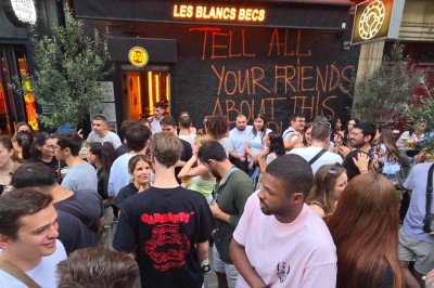 Les Blancs Becs - photo 1