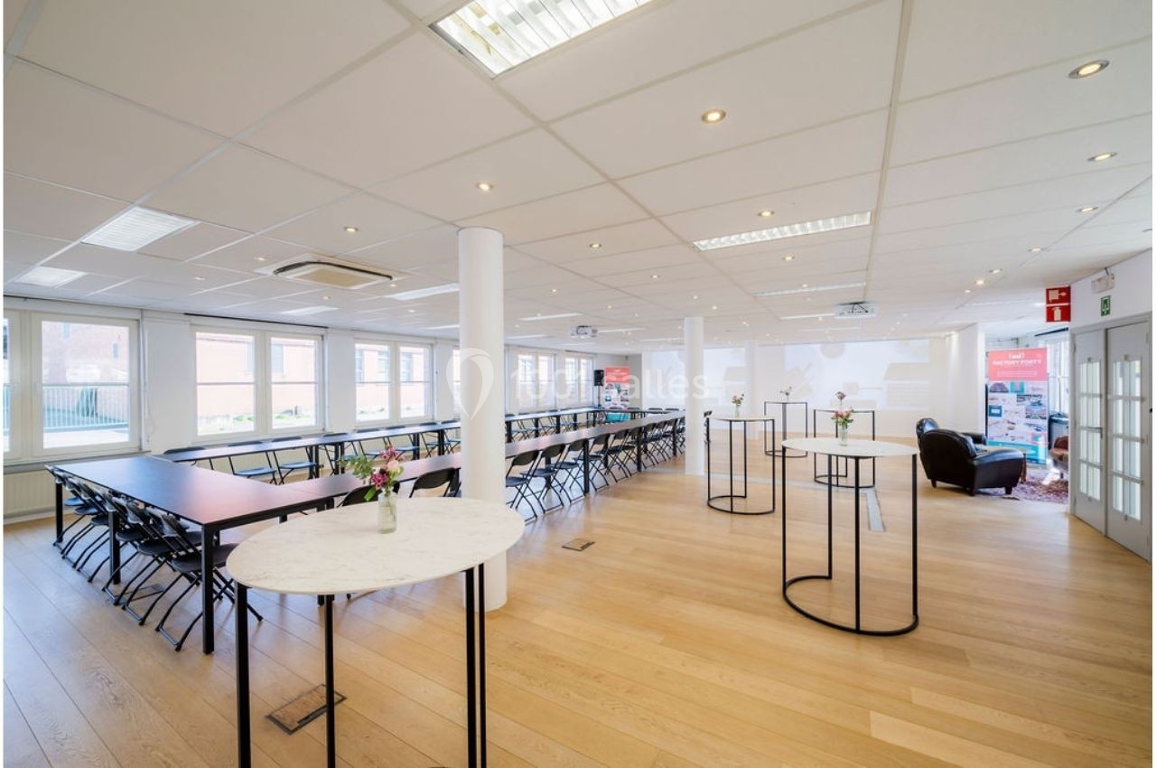 The Conference Hall_U