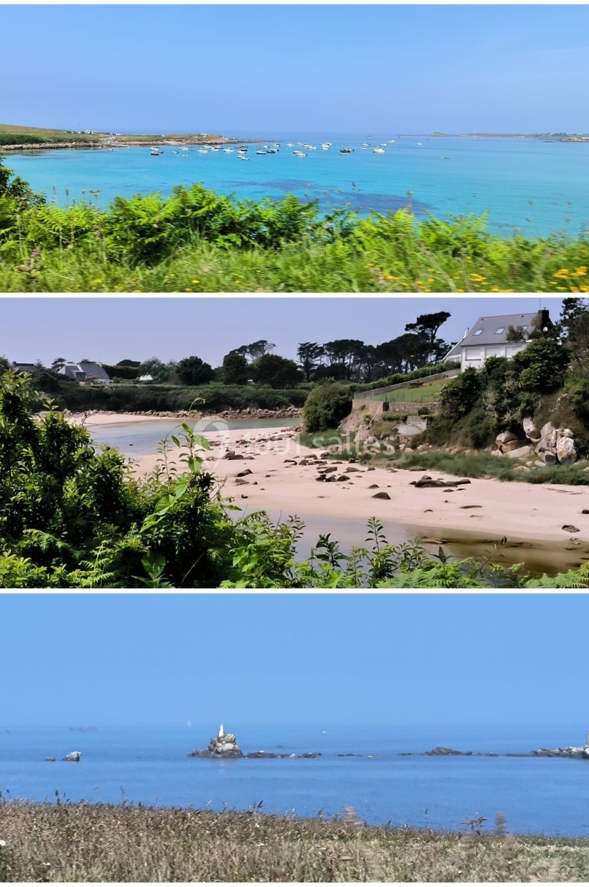 Photo en triptyque montrant une côte bretonne avec mer turquoise, plage de sable et un phare en mer.