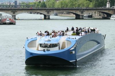Seine Réceptions présente Le Paris - photo 1