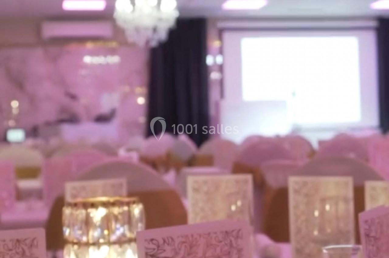 Location salle Sorgues (Vaucluse) - La Villa Blanche (Ex Bastide du Raveau) #5 Location salle Sorgues (Vaucluse) - La Villa Blanche (Ex Bastide du Raveau) #5