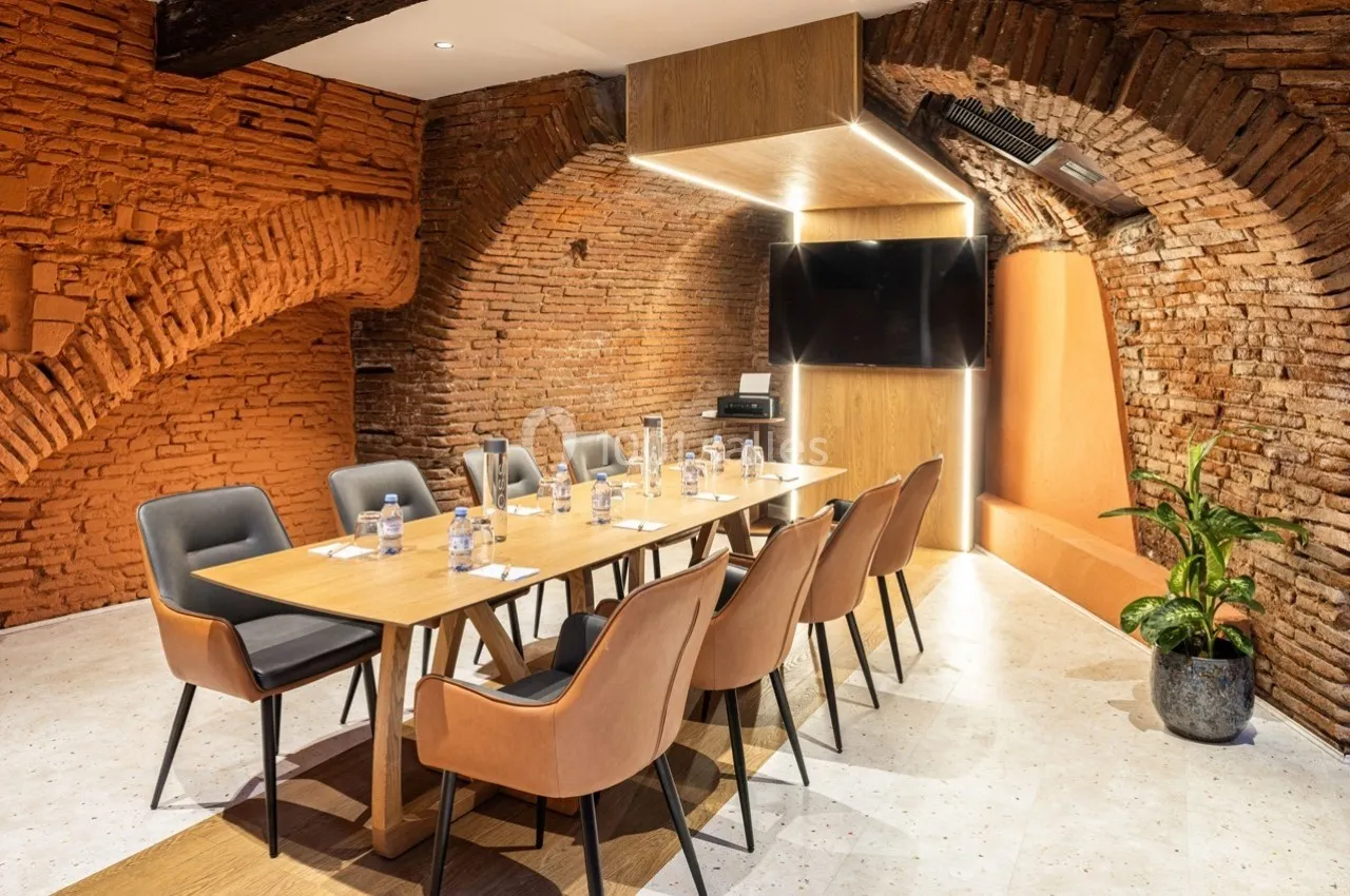 Ovyo - salle conference pas chere toulouse budget location