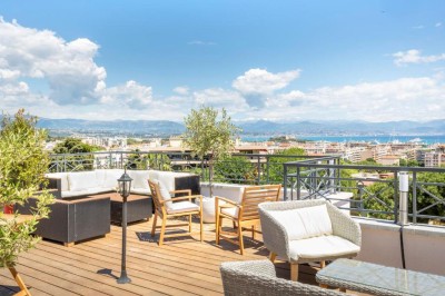 Rooftop du Best Western Hôtel Journel Antibes - photo 2