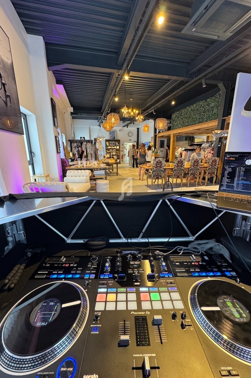 DJ Paris 8 (Paris) - Elias B  #11