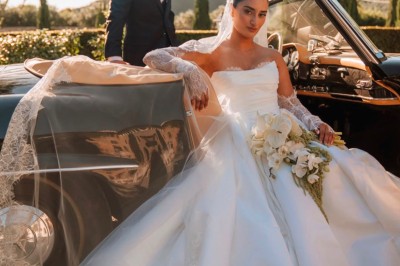 Tableau comparatif des formules de planification de mariage avec tarifs, services inclus et offre de lancement.
