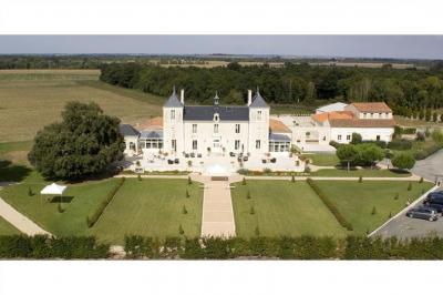 Location salle Le Gué-de-Velluire (Vendée) - Château de la Sebrandière #24