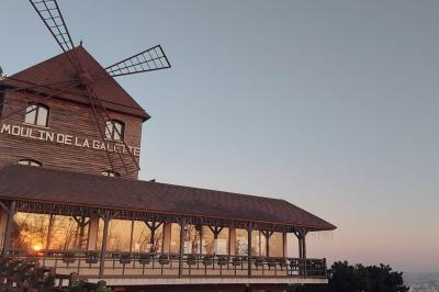 Le Moulin de la Galette - photo 1