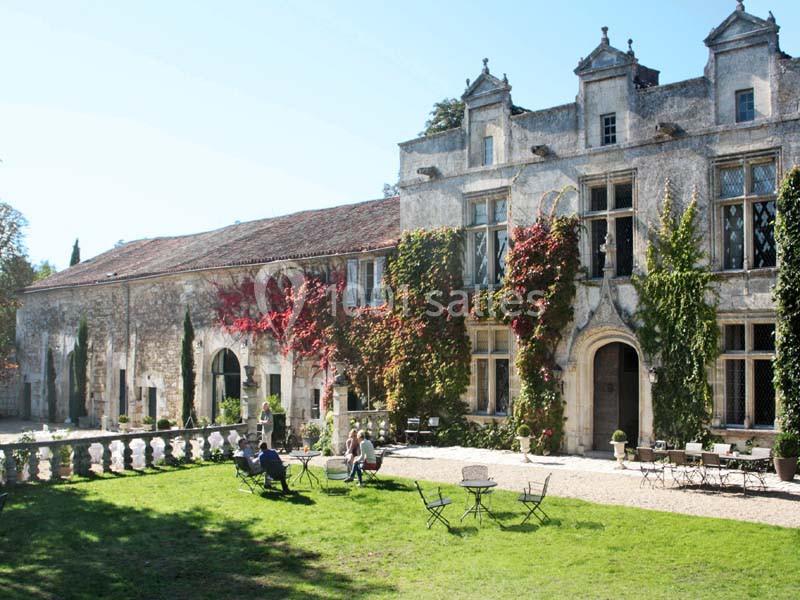 Location salle Magnac-sur-Touvre (Charente) - Château de Maumont #3 Location salle Magnac-sur-Touvre (Charente) - Château de Maumont #3