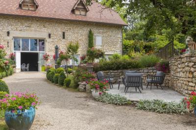 Miniature Location salle Vézeronce-Curtin (Isère) - Domaine de La Ferme de Montin #34 Location salle Vézeronce-Curtin (Isère) - Domaine de La Ferme de Montin #41