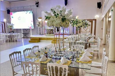 Golden House - photo 5