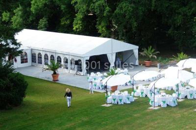 Miniature Location salle Rosoy-en-Multien (Oise) - Domaine de la Nacelle #10 Salle de bain moderne avec douche à l'italienne, barres d'appui murales et toilettes accessibles.