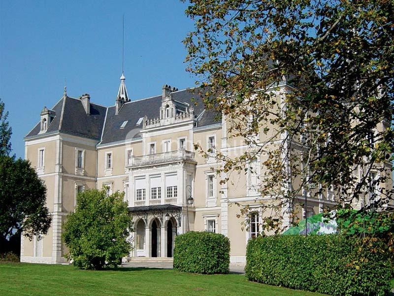Location salle Chamblay (Jura) - Château De Clairvans #5