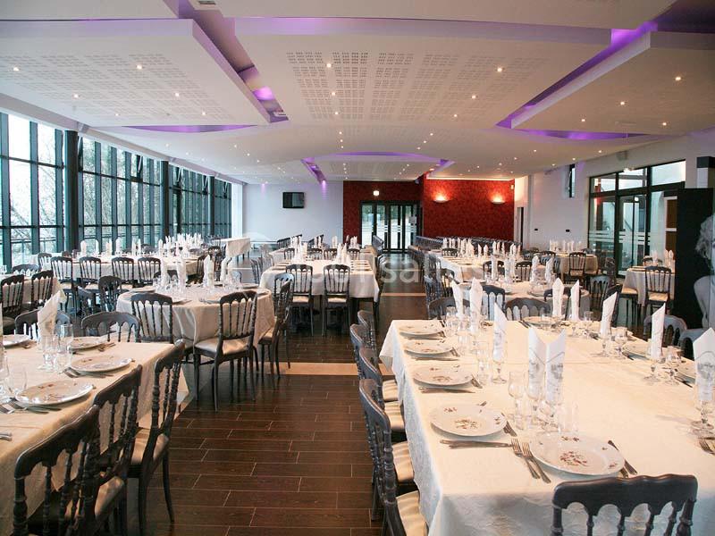 Location salle Chamblay (Jura) - Château De Clairvans #12