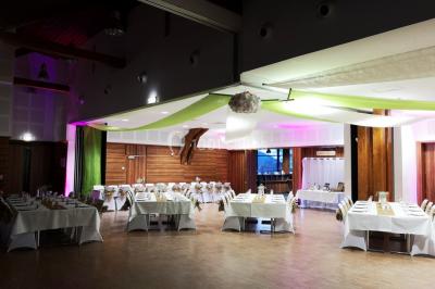 Miniature Location salle Orres (Hautes-Alpes) - Salle de la Station des Orres #19 Location salle Orres (Hautes-Alpes) - Salle de la Station des Orres #23