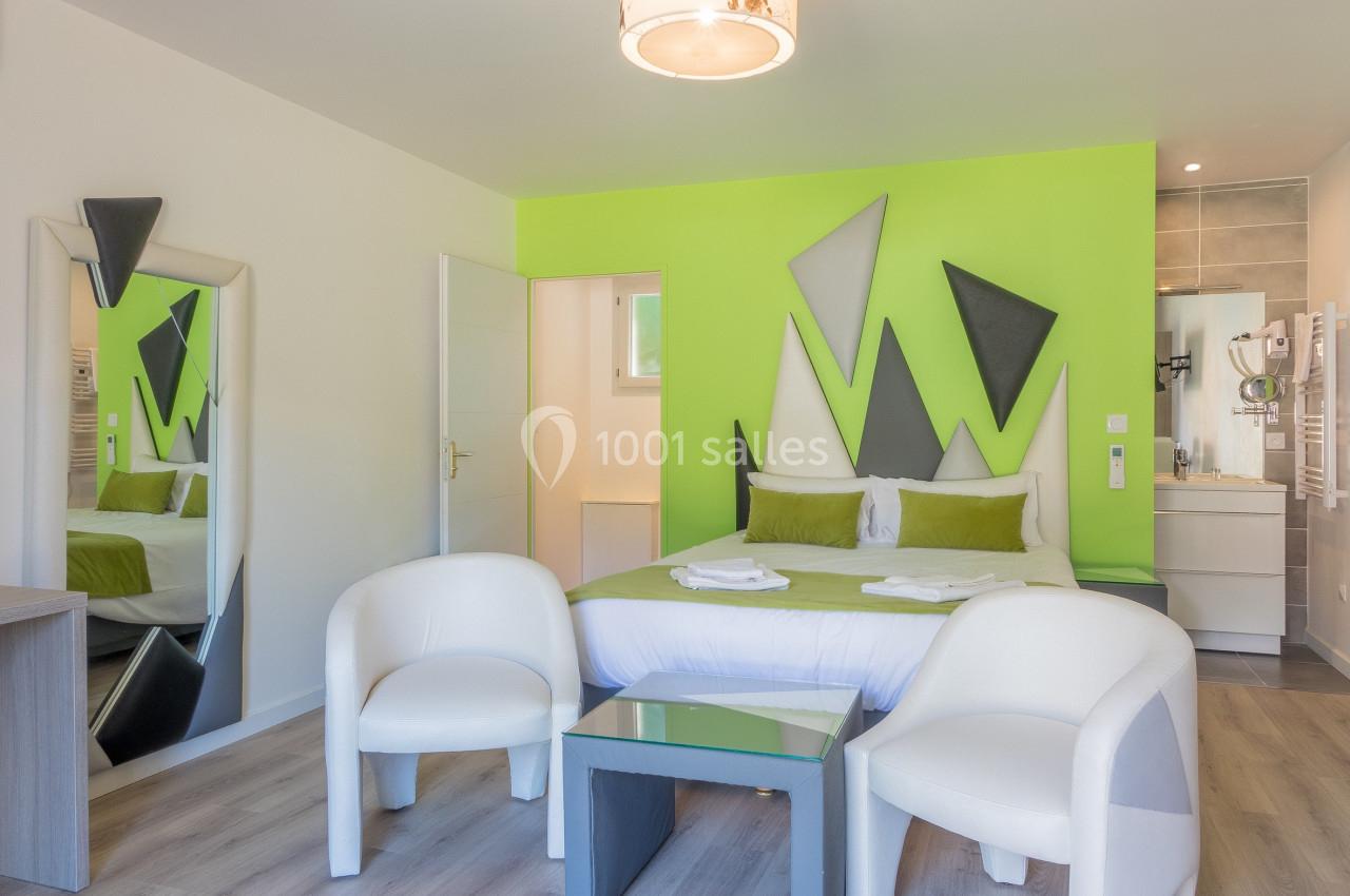 Domaine des Pierres Dorées - galerie - photo 15