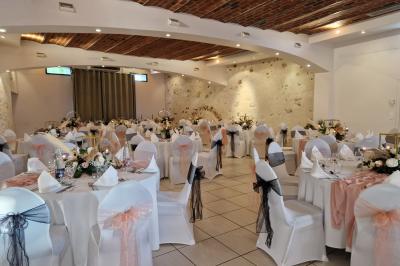 Miniature Location salle Coulommiers (Seine-et-Marne) - La Ferme de Pontmoulin #11 Location salle Coulommiers (Seine-et-Marne) - La Ferme de Pontmoulin #13